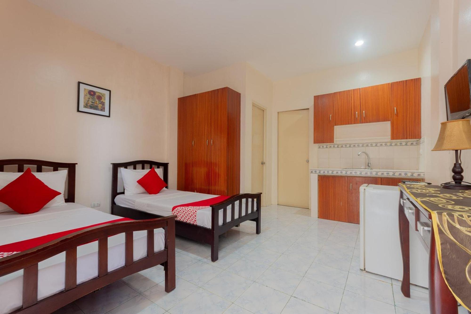 3J'S And K Apartment Lapu-Lapu City Exterior foto