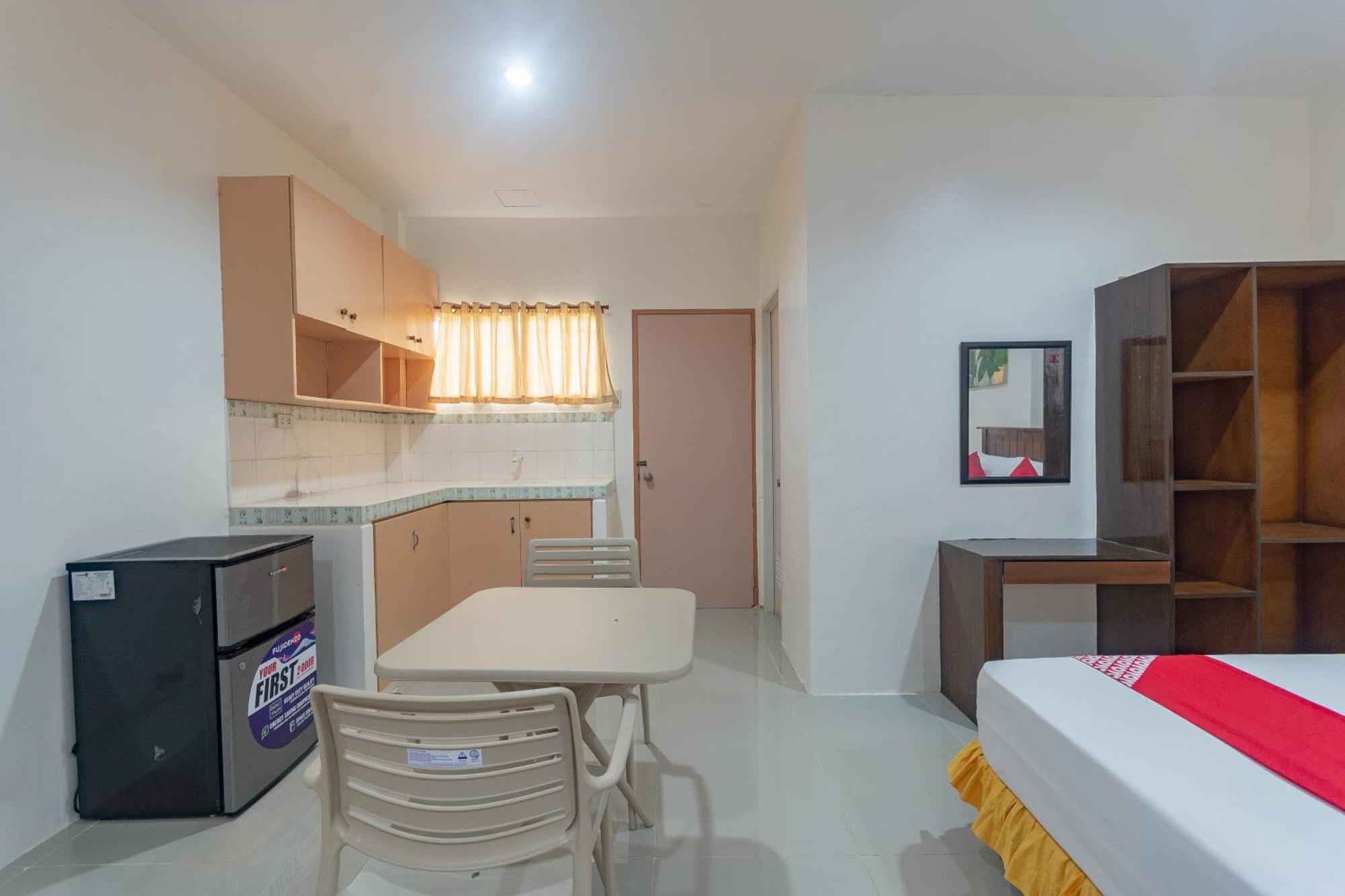 3J'S And K Apartment Lapu-Lapu City Exterior foto